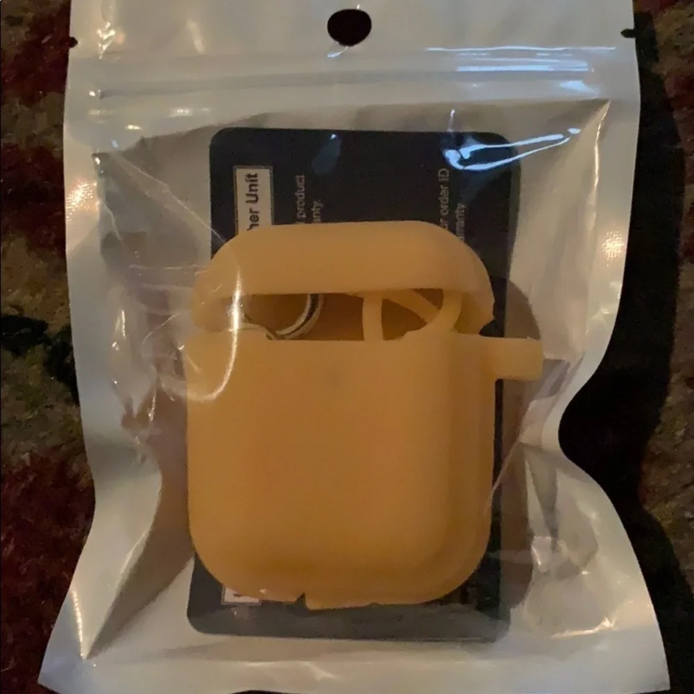 Air pods case cover, not for the newest air pods